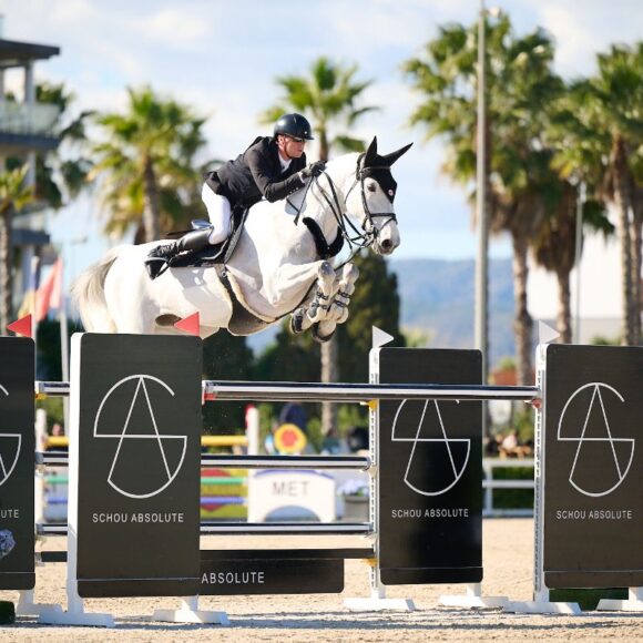 Jérôme Guery and Great Britain V best in the CSI3* 1.50mCHG Grand Prix at Spring MET 2025