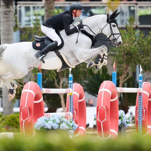 Jérôme Guery and Great Britain V unbeatable in theCSI3* CHG Grand Prix at Spring MET II 2025