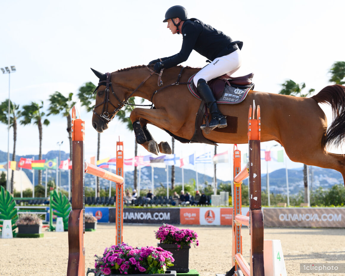 Marc Houtzager and Mereusa victorious in the CSI2* 1.45m by Dammann Reitplatz- u. Sportplatzbau GmbH Grand Prix at Spring MET II 2026
